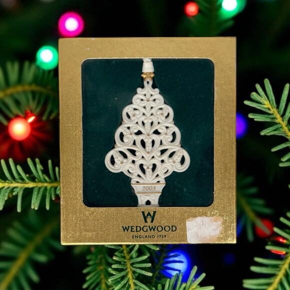 Wedgewood England In Box 2003 White Gold Christmas Tree Ornament Decor - Picture 1 of 7